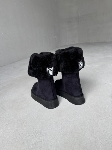 Cappmoda - AYK-1007 Siyah Kalın Taban İçi Kürklü Ugg Etiket Detaylı Uzun Bot (1)