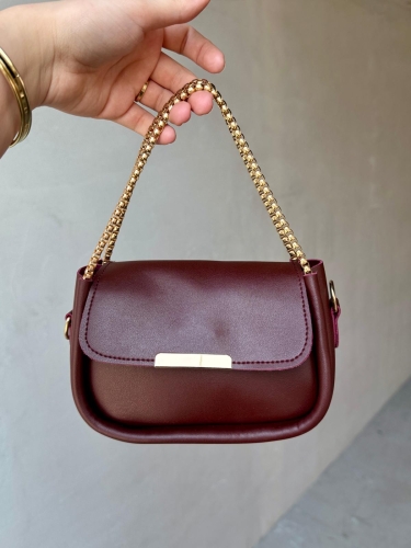 ÇNT-3016 Bordo Zincir Askılı Suni Deri Crossbody Omuz Çantası - Thumbnail