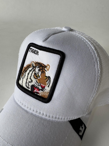 Cappmoda - ŞPK-2008 Beyaz Fileli Tiger Nakışlı Ayarlanabilir Cap (1)