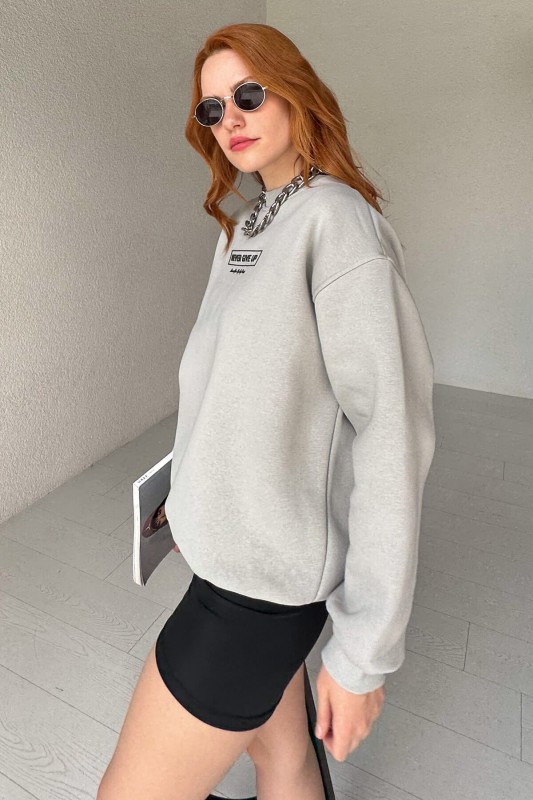 SWT-14221 Boyama Gri Never Give Up Kabartma Baskılı Üç İplik Şardonlu Sweatshirt