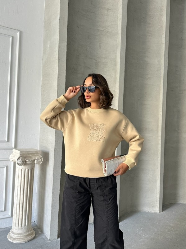 SWT-14272 Vizon Born Kabartma Tasarım Yazı Baskılı Üç İplik Şardonlu Oversize Sweatshirt