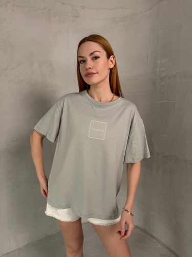 Cappmoda - T-905 Boyama Gri Daily Kabartma Yazılı Bisiklet Yaka Tshirt (1)