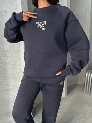 TKM-03626 Füme Do Not Over Think It Kabartma Yazı Baskılı Bisiklet Yaka Sweatshirt Jogger Üç İplik Şardonlu İkili Takım - Thumbnail