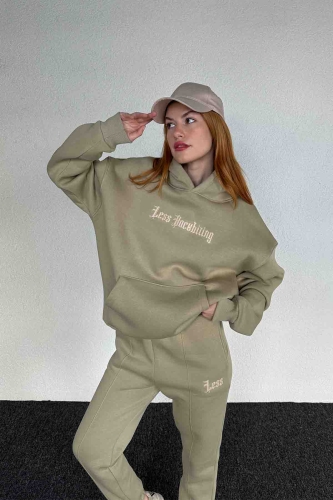 TKM-03643 Haki Less Kabartma Yazı Baskılı Kapüşonlu Sweatshirt Jogger Üç İplik Şardonlu İkili Takım - Thumbnail